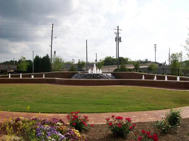 http://www.gurcistanegitim.com/resimler/Stockbridge,_Georgia_City_Hall_Fountain.jpg